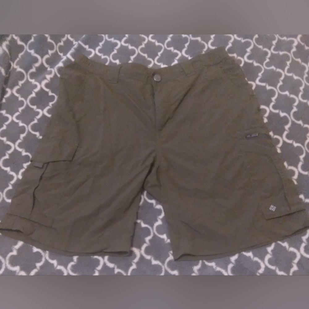 Columbia Shorts